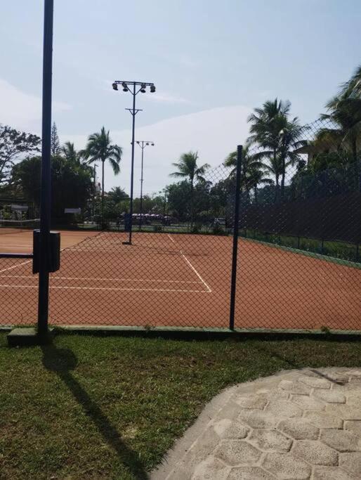 Condominio Wembley Tenis, Praia Das Toninhas, Ubatuba-Sp 外观 照片